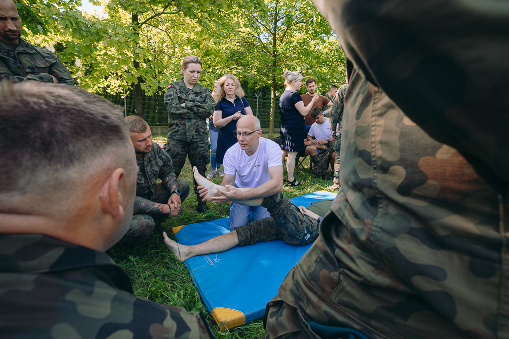 USK Nr 4 we współpracy z wojskiem dla wspólnego bezpieczeństwa. Warsztaty z medycyny pola walki