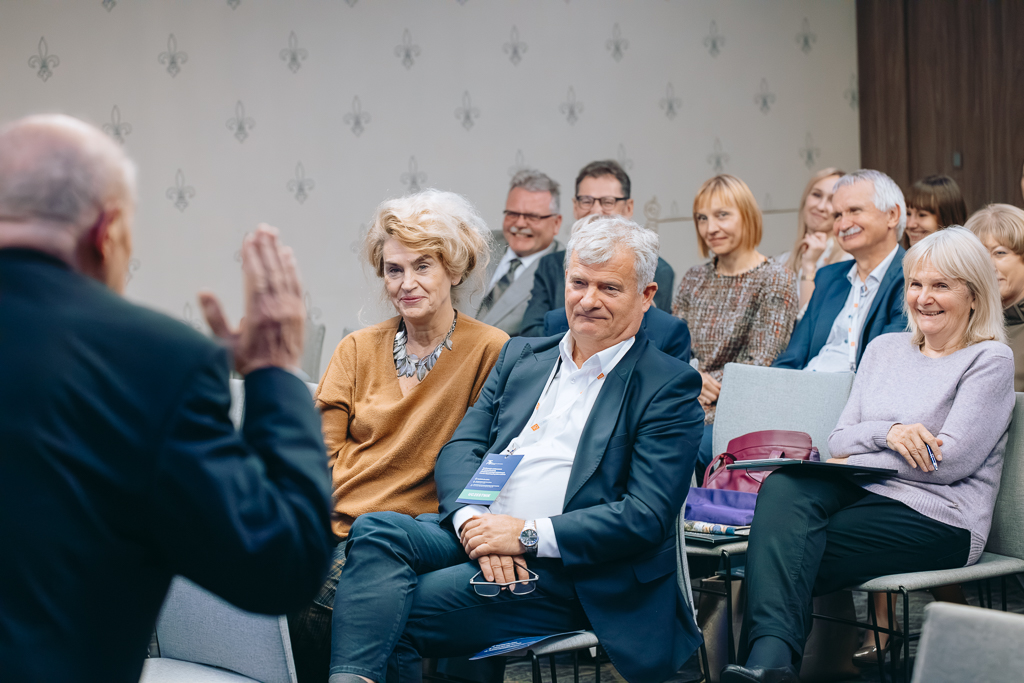 2025 10 03 Reumatologia Konferencja Jubileuszowa 35 lat nr 202