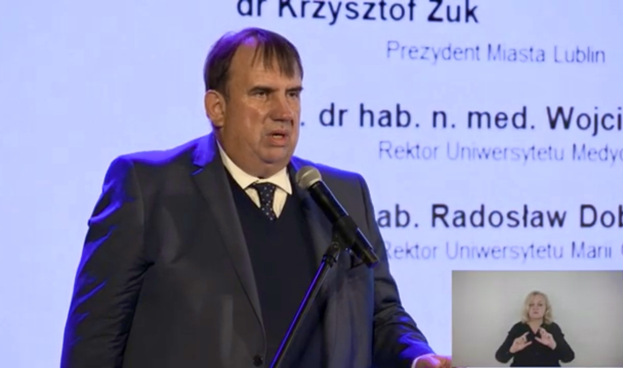 Kierownik Oddziału Nefrologii SPSK Nr 4 i rektor Uniwersytetu Medycznego w Lublinie prof. dr hab. n. med. Wojciech Załuska.